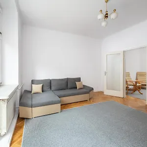 apt-widok-central.warsawhotelspoland.com/